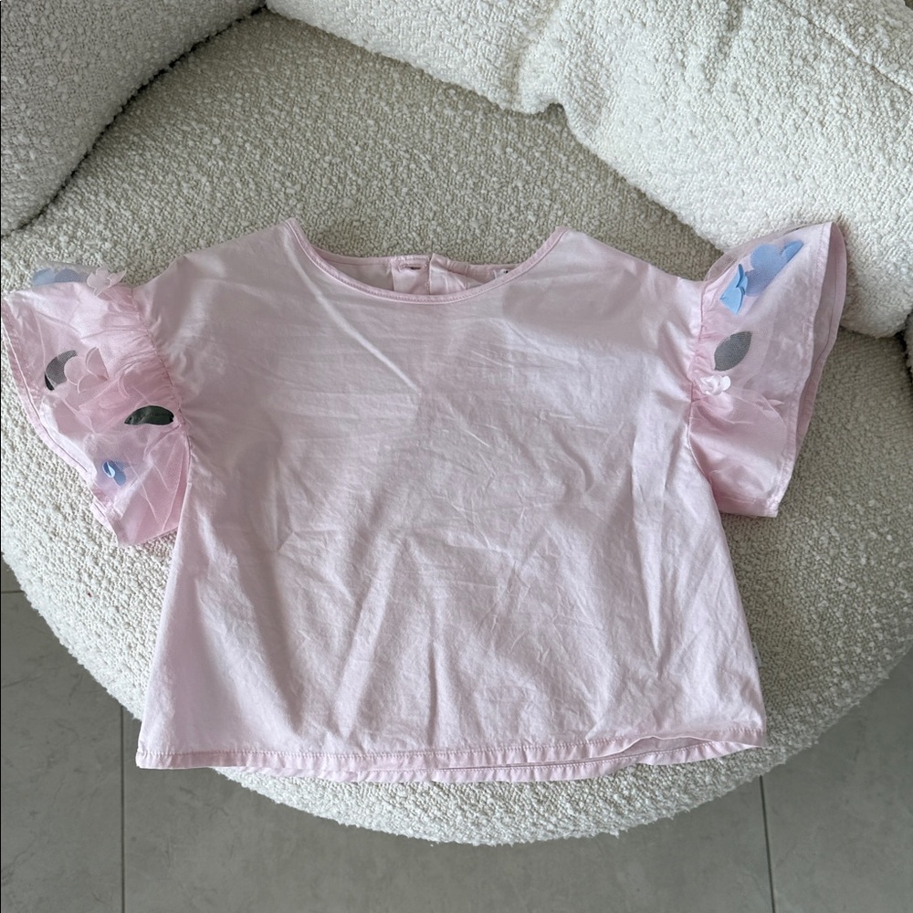 Il Gufo Light Pink Ruffle Sleeve Top with Appliqué